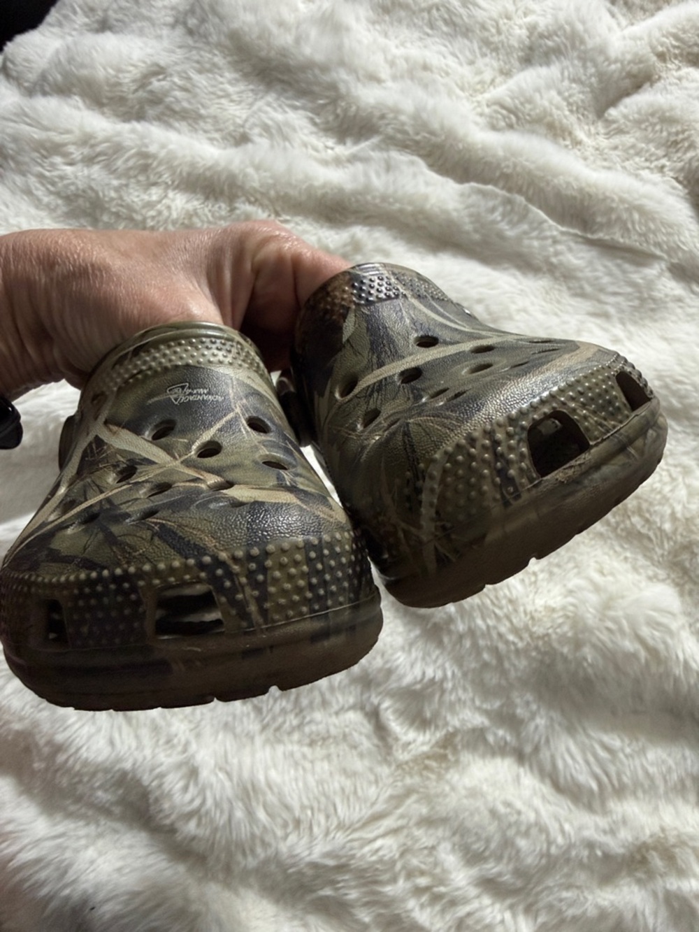 CROCS Kids' Camo Classic Clogs - Picture 6 of 7